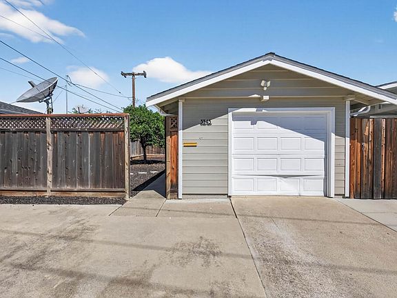2nd image of 3343 McKinley Dr
