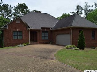 1200 Briarcliff Dr, Gadsden, AL 35906
