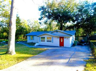 1650 Pine Ave, Mount Dora, FL 32757