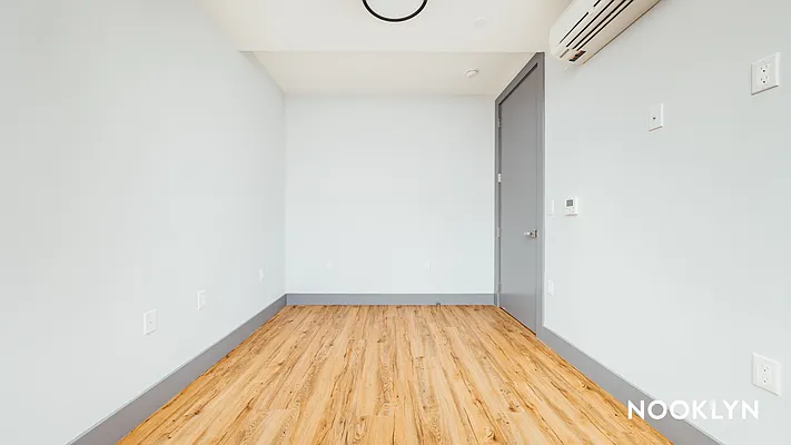 Rented by Nooklyn NYC LLC | media 35