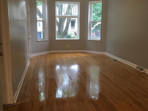 4th image of 2452 N Drake Ave #1