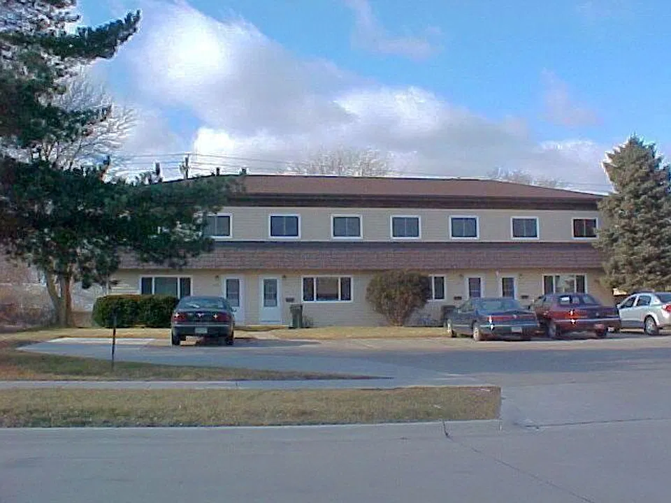 Building Photo 3