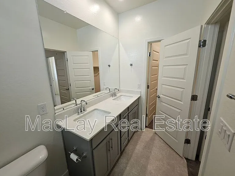 4061 E Pony Ln #101 — Photo 13