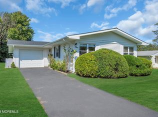 1 Logan Ct, Brick, NJ 08724