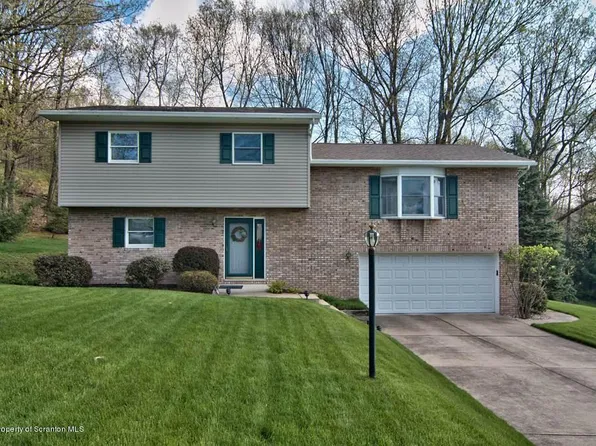 240 White Birch Dr #L-16, Scranton, PA 18504