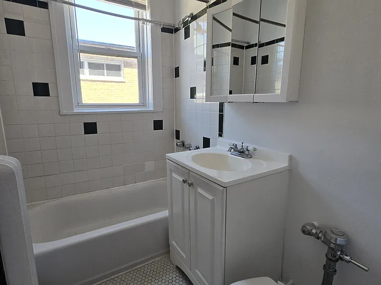 1333 W Birchwood Ave #306 — Photo 7