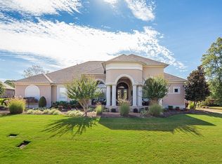 8 Thackery Pl, Jackson, TN 38305