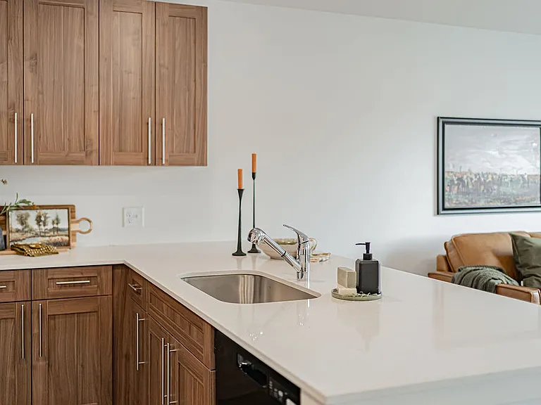 Black Feather Apartments — Photo 6