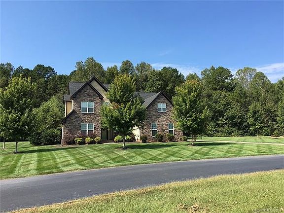 2nd image of 8723 Kerns Meadow Ln #6