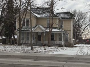 304 E Burlington Ave, Fairfield, IA 52556