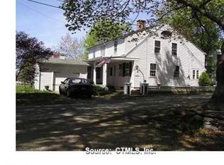 6 Riverside Pl, Gales Ferry, CT 06335