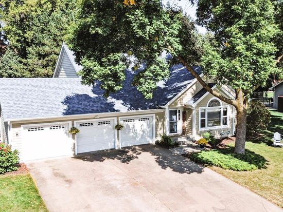 1770 Pheasant Cir, Excelsior, MN 55331