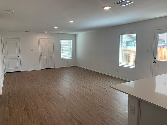 2nd image of 26903 Jasmine Breeze Dr