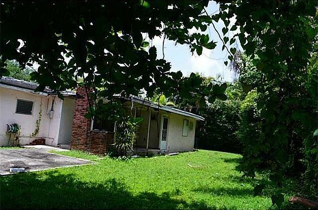 2nd image of 6500 SW 65th St