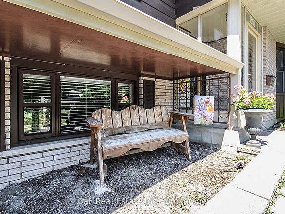 4th image of 1559 Westbrook Dr