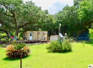 494 Catamaran Cir, Palacios, TX 77465