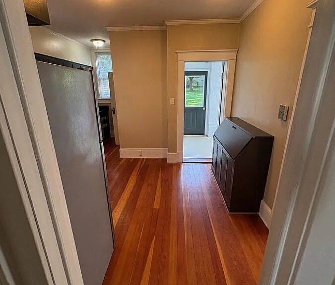 86 E Grattan St — Photo 13