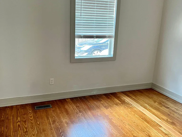442 Elm Ave — Photo 6