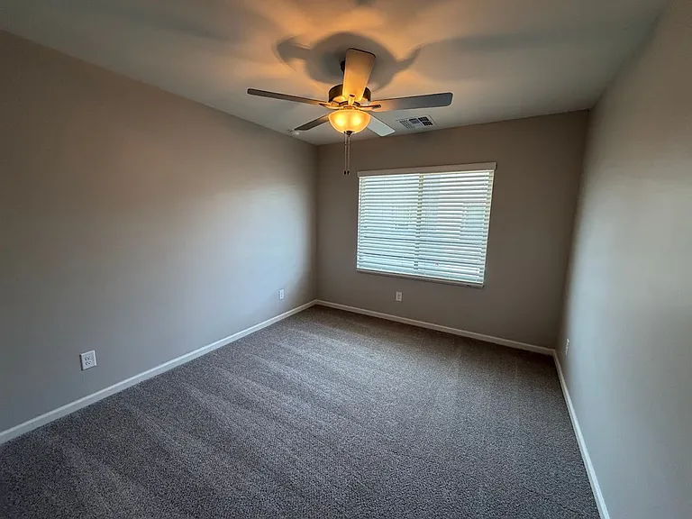 733 E Commonwealth Ave #7 — Photo 16