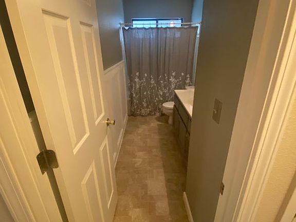 2nd image of 872 Portside Cir