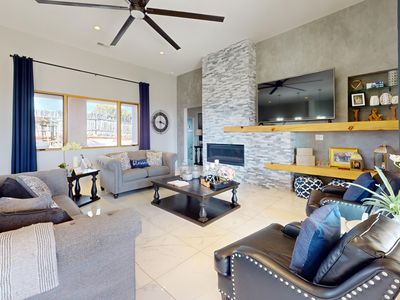 2611 Sol Y Nubes, Santa Fe, NM, 87505