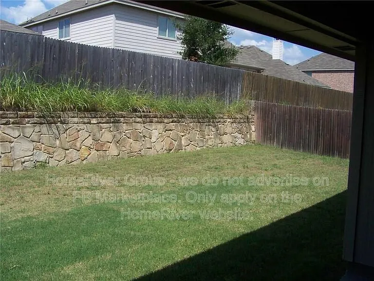 2829 Snowy Owl Dr — Photo 15