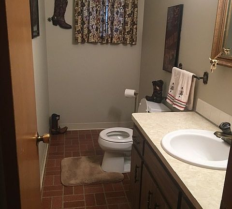 2nd image of 6721 Karen Dr