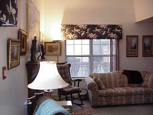 4th image of 4004 W 193rd St #32C