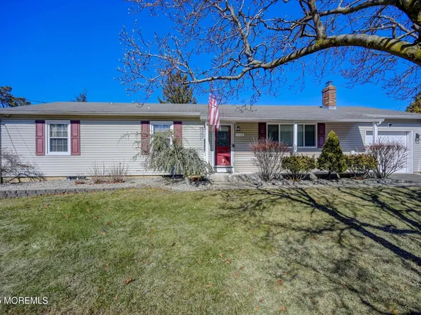 1433 1st Avenue, Toms River, NJ 08757