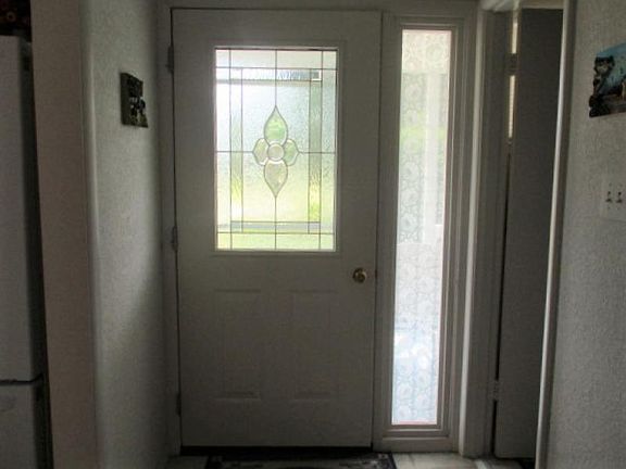 5th image of 9723A Massachusetts St