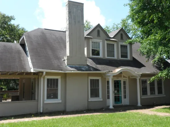 708 E 9th St, Anniston, AL 36207
