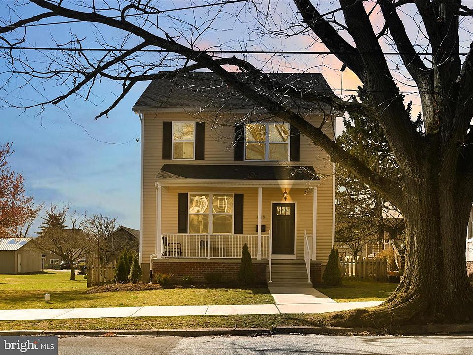 1st image of 466 Emmett St