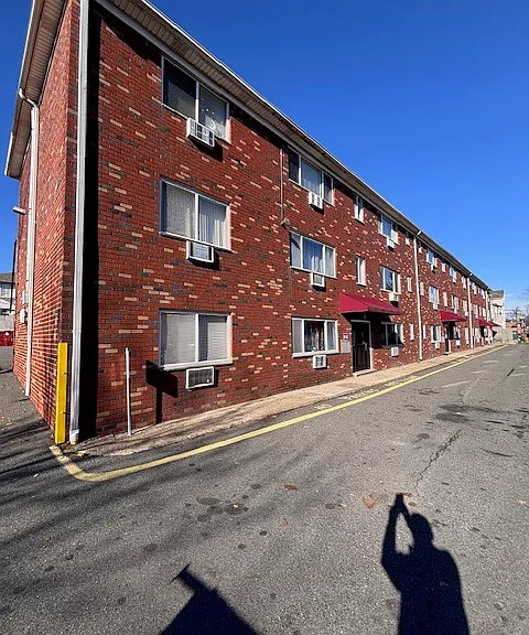 114 Rutgers St #28 — Photo 14