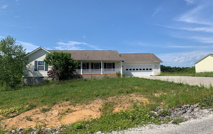 1st image of 310 Westwood Dr