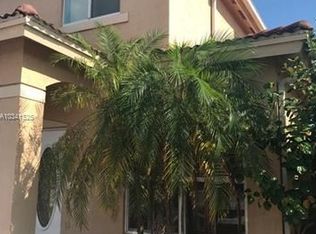 8008 NW 200th St, Hialeah, FL 33015
