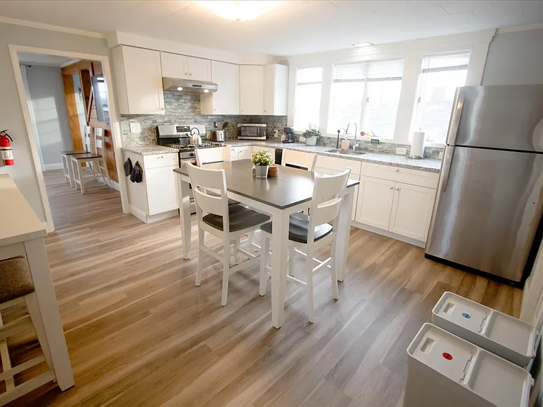 479 Main St #2 — Photo 12