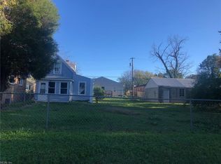 98 Beechwood Ave, Newport News, VA 23607