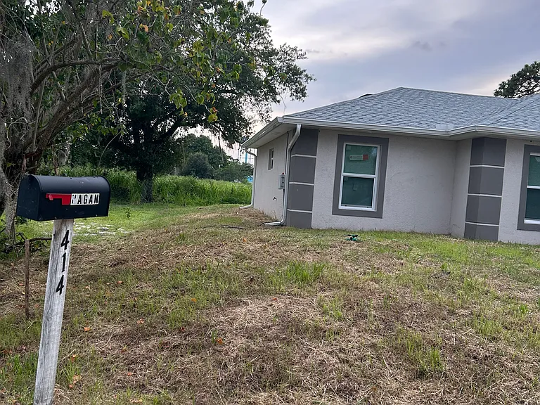 414 Miramar Rd — Photo 13