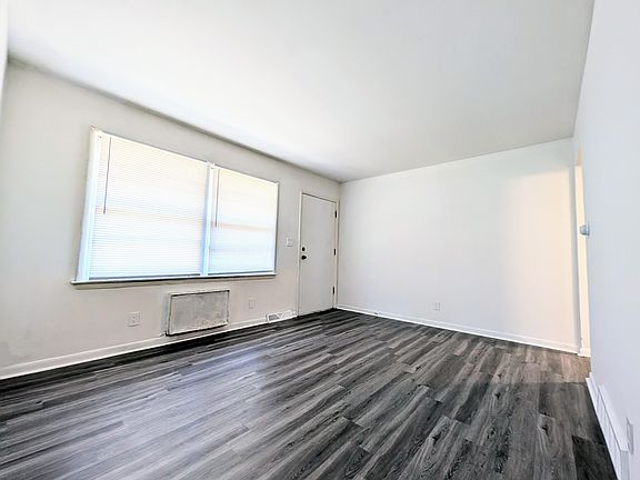 5th image of 2231 19th Ave #2