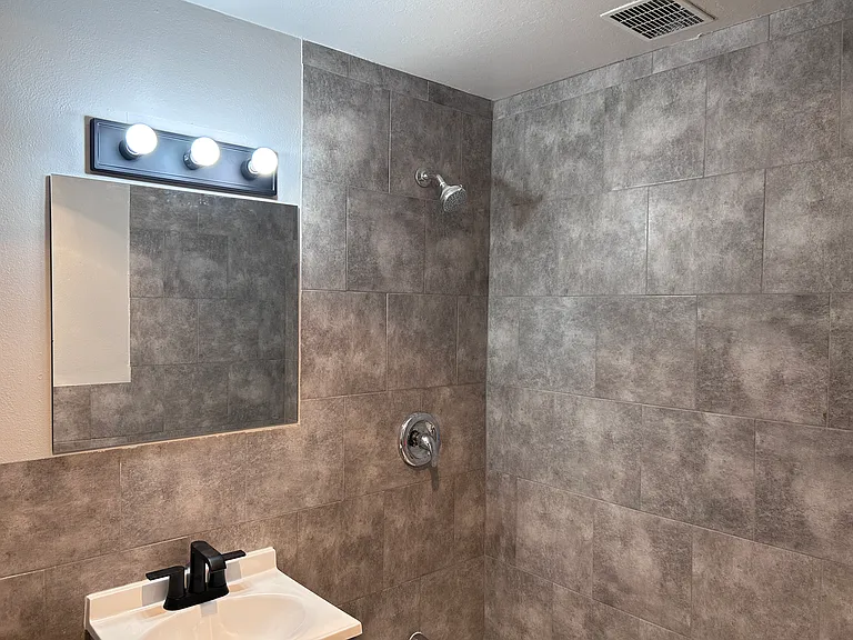 2900 NW Polk Ave #110 — Photo 5