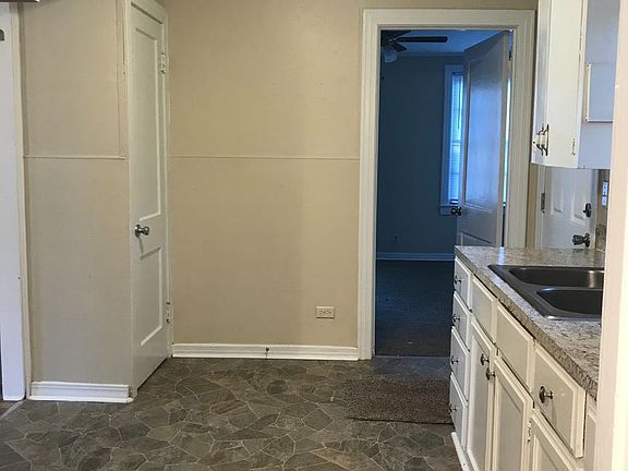 4th image of 2334 Julia St