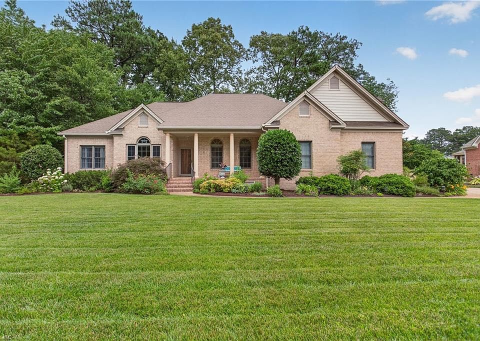 1st image of 1 Black Oak Ct