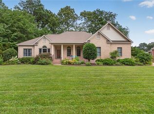 1 Black Oak Ct, Poquoson, VA 23662