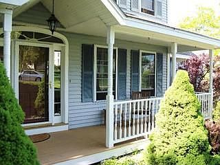 3rd image of 18 Tyler Dr