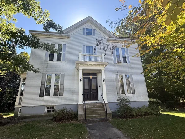 224 Armington St APT 3, Providence, RI 02905