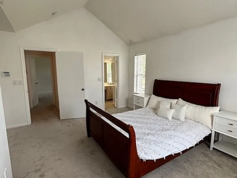4657 Shallowford Cir — Photo 17