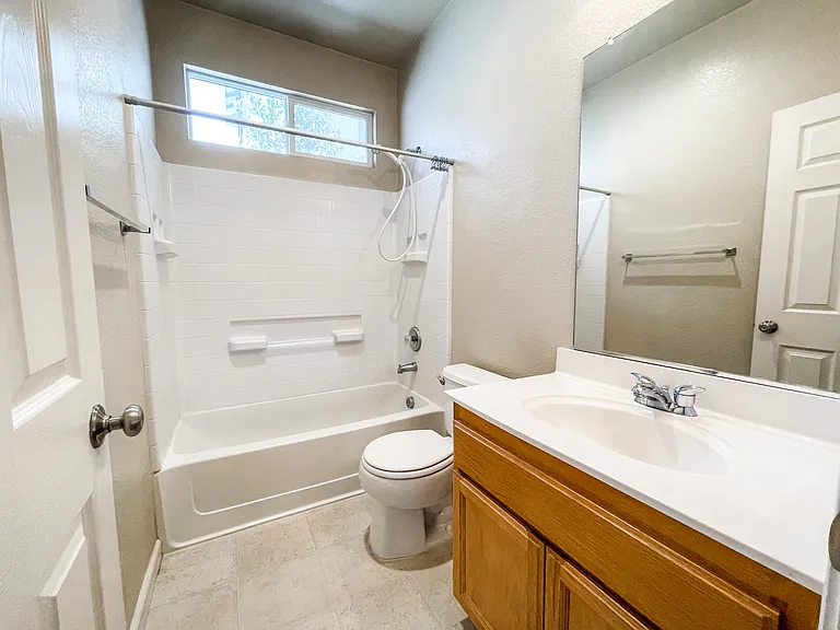 1837 Boardwalk Dr — Photo 11