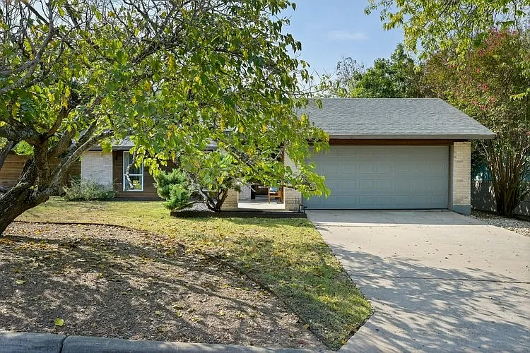 6507 Highpoint Cv — Photo 3