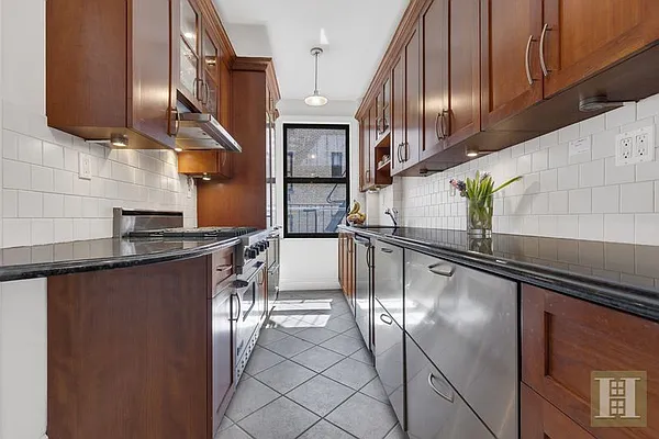 Sold by Halstead Real Estate | media 2