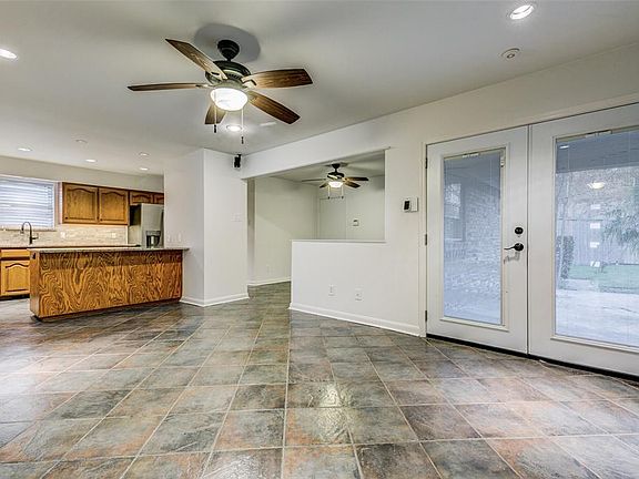 5th image of 5290 Ponderosa Cir